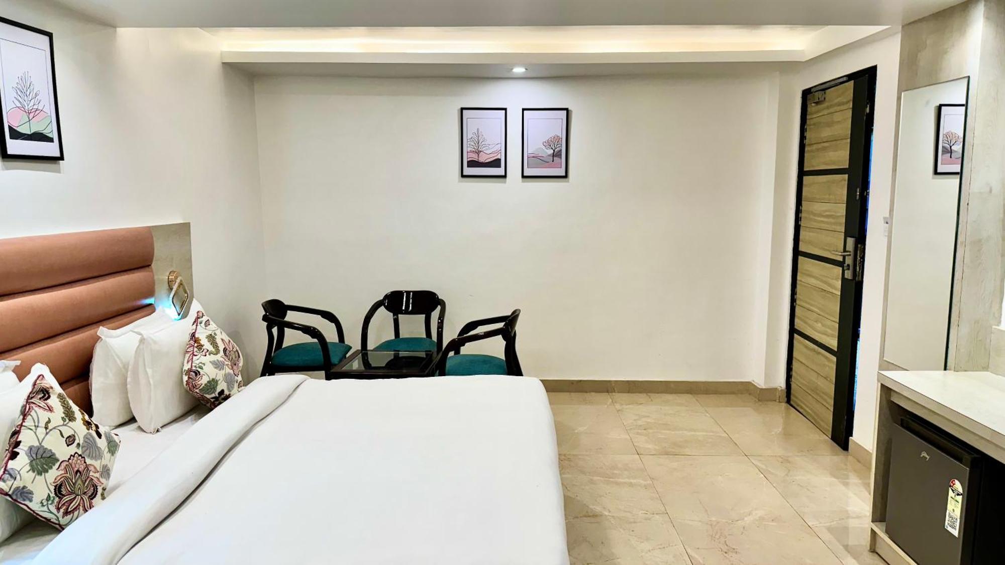 Hotel Pride Inn - 800 Mts From Mall Road Mussoorie Exterior photo