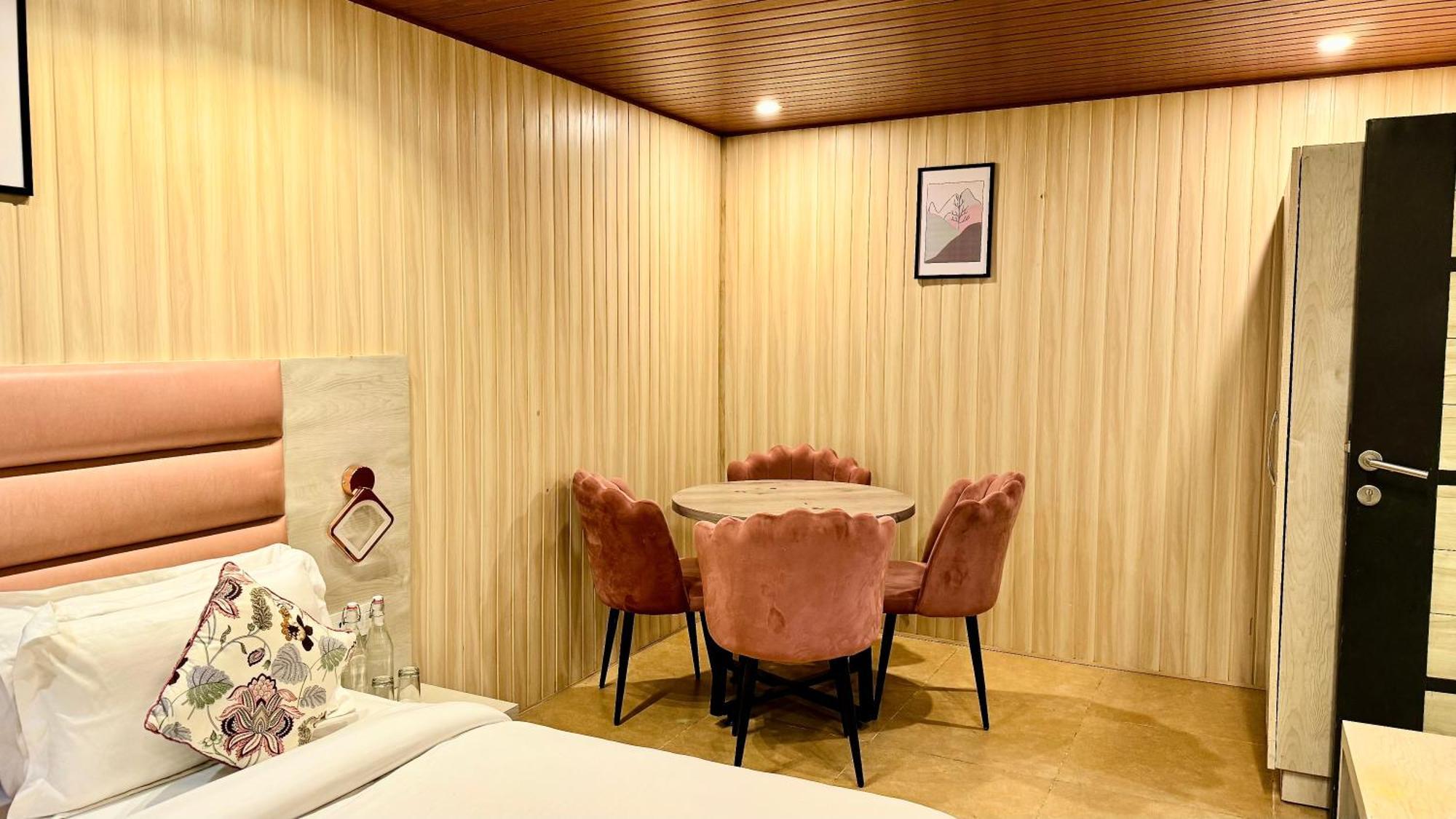 Hotel Pride Inn - 800 Mts From Mall Road Mussoorie Exterior photo