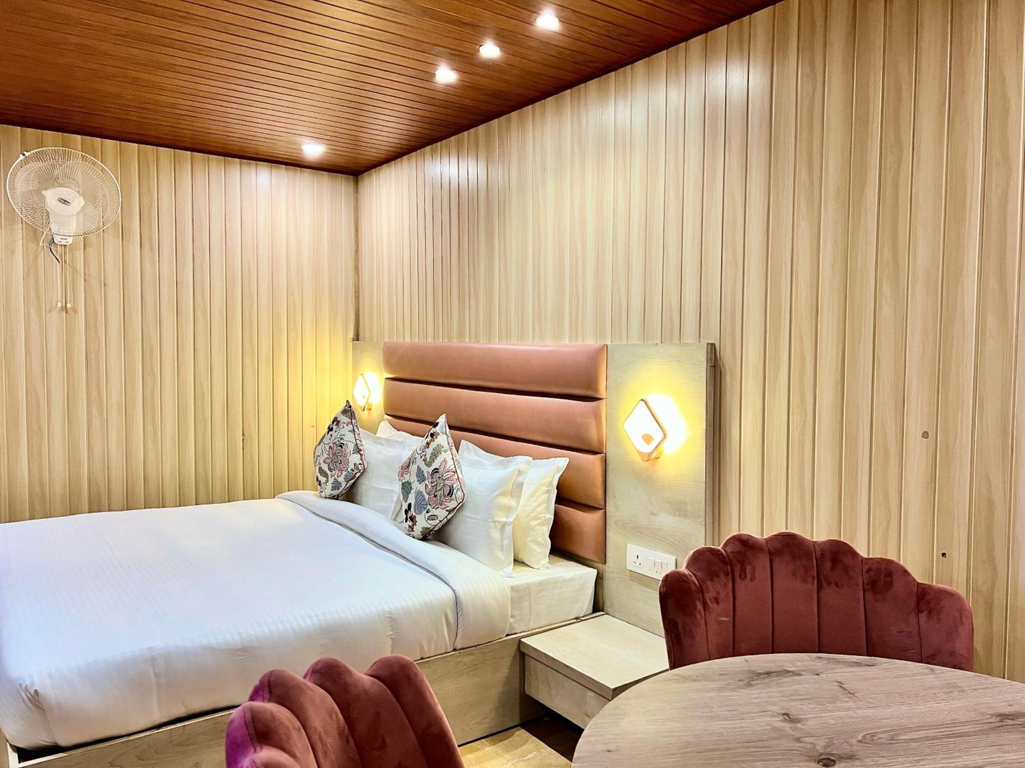 Hotel Pride Inn - 800 Mts From Mall Road Mussoorie Exterior photo